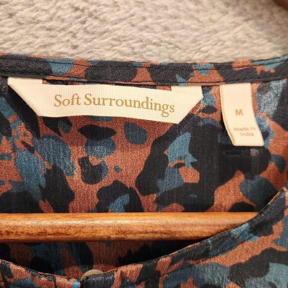 Soft Surroundings Womens Animal Print Long Sleeve Blouse Size Medium Crochet - Picture 4 of 10